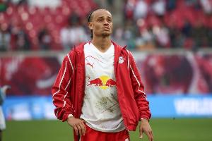 记者：西蒙斯就2031年合同达协议，切尔西在等出售杰克逊和恩昆库